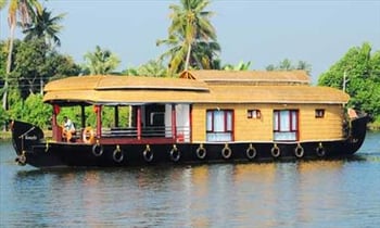 ক রল ক শ ম র র পর এব র কলক ত র অন যতম আকর ষণ হ উসব ট উদ ব ধন ম খ যমন ত র